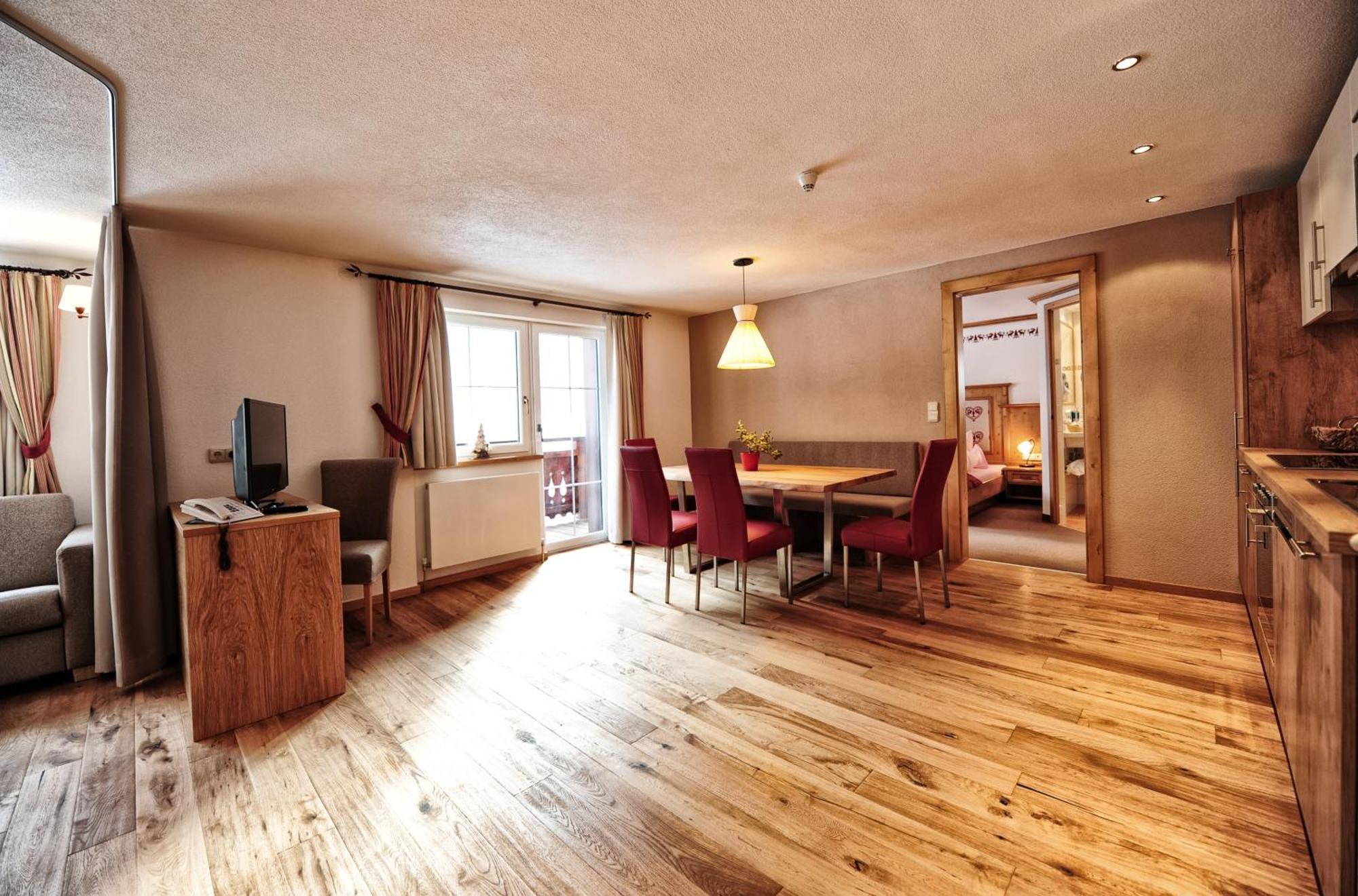 Hotel Dorfstadl Kappl  Exteriör bild